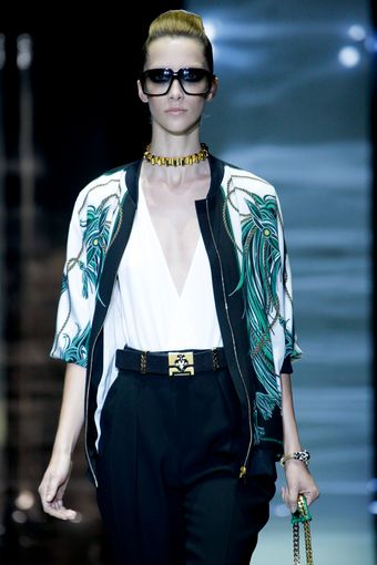 Gucci Spring 2012 Black Oversized Sunglasses - Lyst