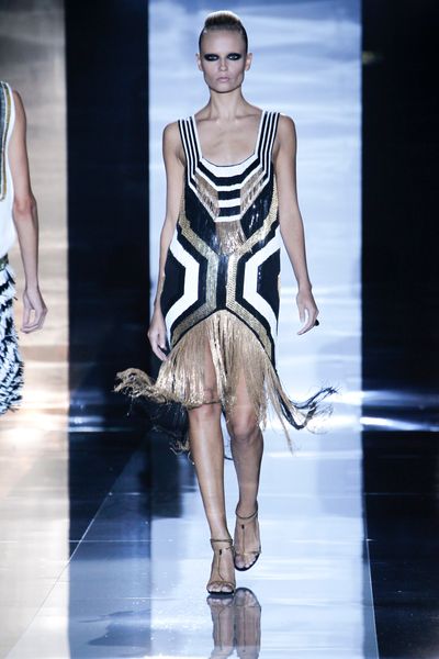 Gucci Spring 2012 Metallic Multicolor Sleeveless Cocktail Dress With Art Deco Print And Fringed Bottom in Multicolor (black, gold, white) - Lyst