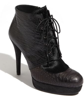 Stuart Weitzman Title Leather Bootie - Lyst