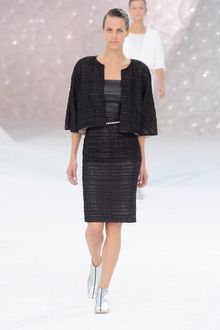 Chanel Spring 2012 Black Sleeveless Top - Lyst