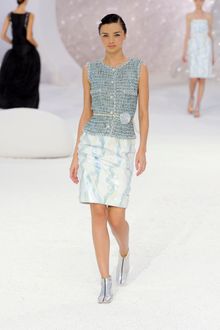 Chanel Spring 2012 Pearl Waist Belt - Lyst