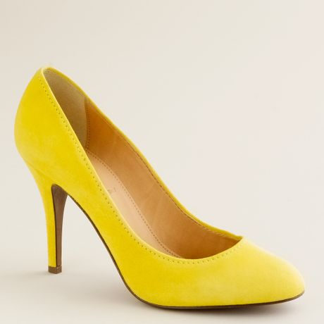 lemon yellow pumps