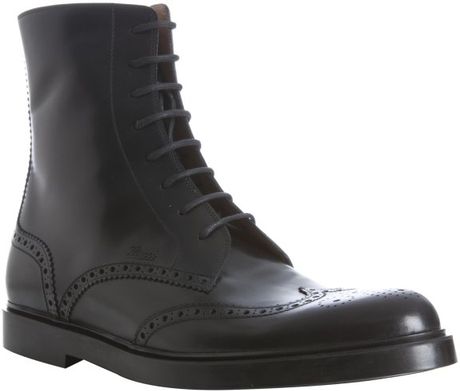 gucci wingtip boots leather