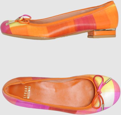 Stuart Weitzman Ballet Flats in Orange - Lyst