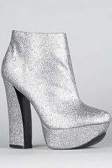 Dv By Dolce Vita The Layna Shoe in Titanium Glitter
