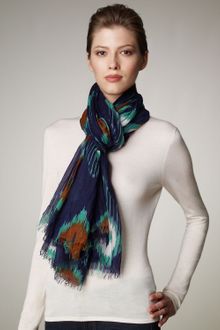 Oscar de la Renta Ikat Crinkled Scarf - Lyst