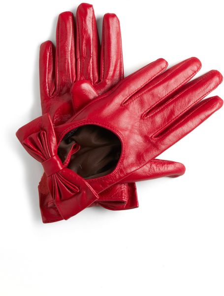 Modcloth Tirelessly Tasteful Gloves in Red - Lyst