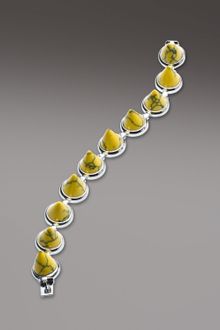 Eddie Borgo Yellow Turquoise Cone Bracelet - Lyst