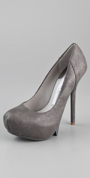  Stiletto Pumps 