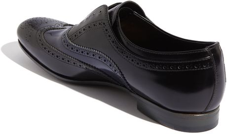 prada laceless