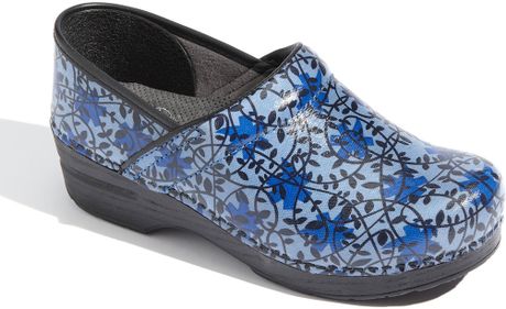 dansko vegan clogs