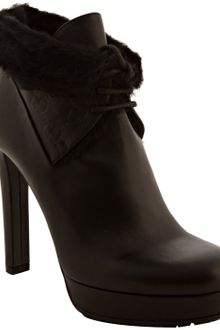 Gucci Black Leather Shield Fur Trim Platform Booties - Lyst