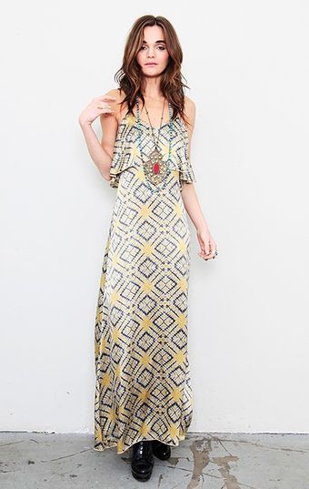  The Summer Lovin Maxi Dress 