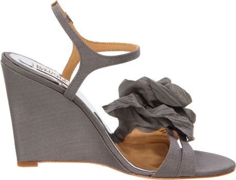 badgley mischka grey shoes