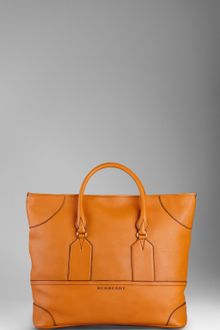 Burberry Large Leather Tote - Lyst