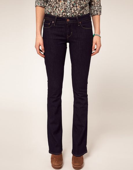 levi demi curve bootcut