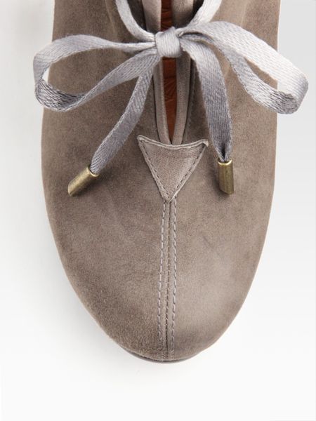 chie mihara low heel lace up boots