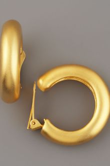 Kenneth Jay Lane Gold Hoop Earrings - Lyst