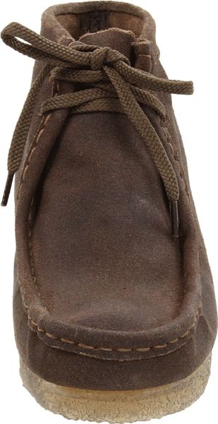 clarks distressed taupe desert boot