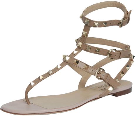 tan valentino rockstud