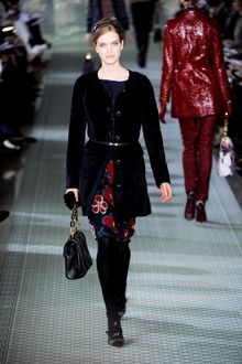 Tory Burch Fall 2012 Thin Black Leather Belt with Golden Clasps - Lyst