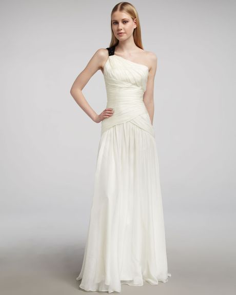 Ml Monique Lhuillier Contraststrap Oneshoulder Gown in Beige (cream) - Lyst