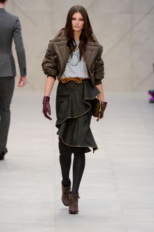 Burberry Prorsum Fall 2012 Short Green Quilted Jacket with Triangular Oversized Collar and Puffed Sleeves - Lyst
