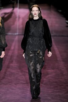Gucci Fall 2012 Black Formal Jacket with Velvet Pre-Raphaelite Sleeves and Tapestry Jacquard Bodice  - Lyst
