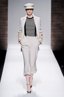 Max Mara Fall 2012 Cropped Pleated Front Wool Tailored Pants With Side Pockets and Turn-Ups In White  - Lyst
