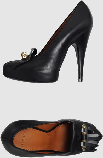 Givenchy Platform Pumps in Black - Lyst