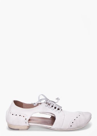  Culatta Cut Out Flats 