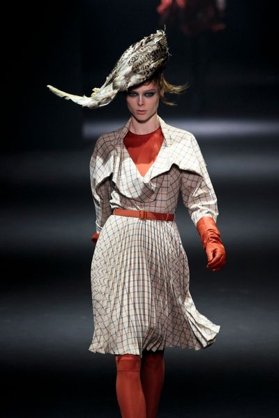 John Galliano Fall 2012 Brown Leather Gloves in Brown - Lyst
