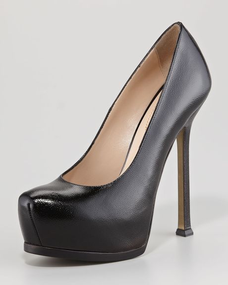 Yves Saint Laurent Tribtoo Textured Patent Pump in Black - Lyst