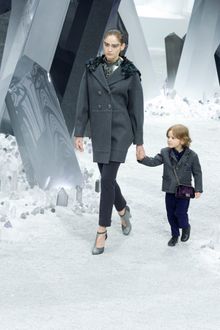 Chanel Fall 2012 Gray Cropped Leggings - Lyst