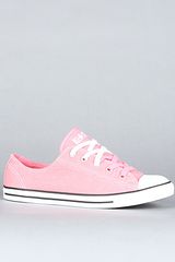 Converse The Chuck Taylor All Star Dainty Sneaker in Pink