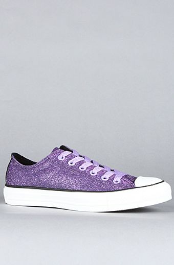 Converse The Modern Sparkle Chuck Taylor All Star Lo Sneaker in Violet Tulip - Lyst