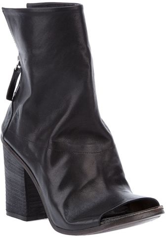  Peep-toe Ankle Boot 