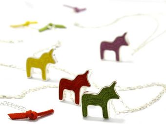 Serena Chen Mini Dala Horse Necklace - Lyst