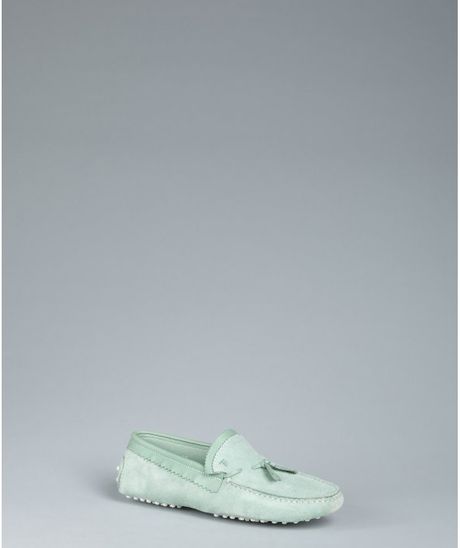 Tod's Mint Suede Pinked Trim Tassel Moccasins in Green (mint) - Lyst