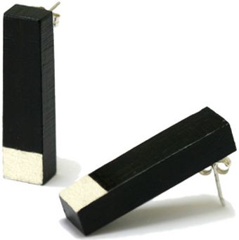 Sophie Monet Ebony Bar Earrings - Lyst
