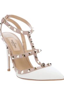 Valentino Stud Detail Pump - Lyst