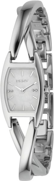Dkny Essential Twist Watch in Silver (silver metallic) - Lyst