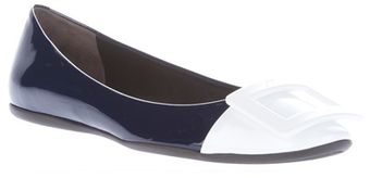 Roger Vivier Buckle Detail Pump - Lyst