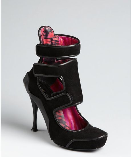 Celine Black Cutout Leather Cubist Heel Ankle Booties in Black - Lyst