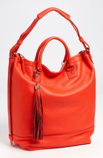 Diane Von Furstenberg Drew Bucket Bag in Red (hibiscus) - Lyst