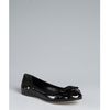 Fendi Black Patent Leather Bow Detail Flats in Black - Lyst