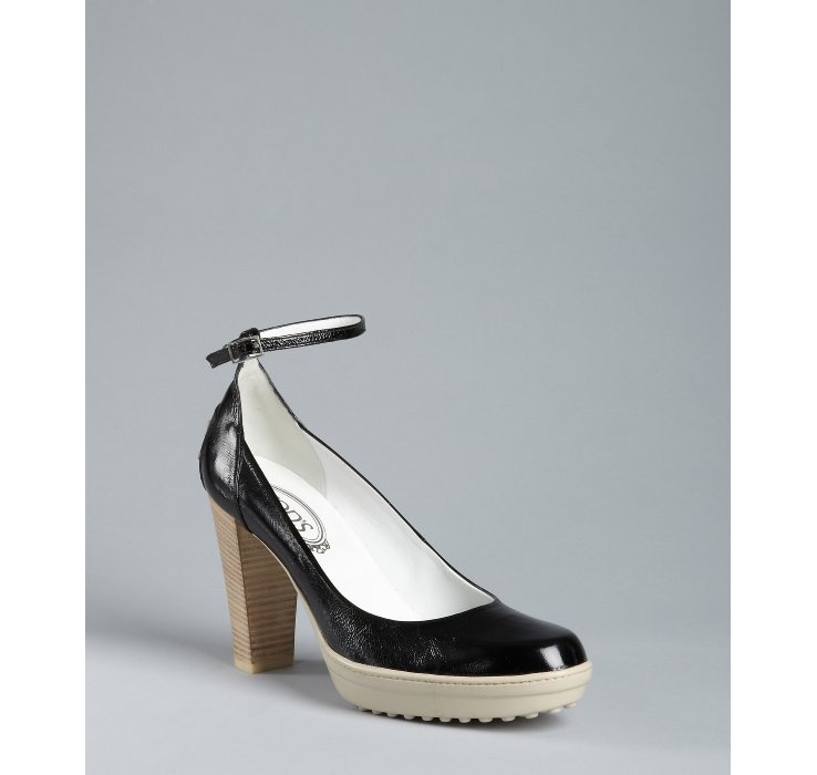 tod's patent leather pumps