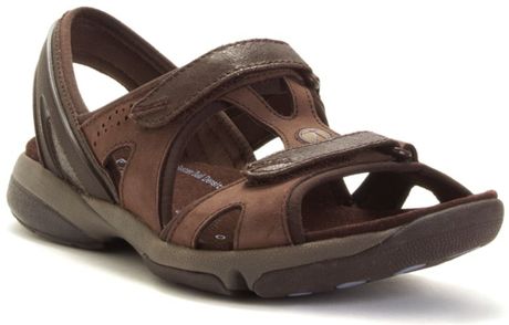 Hush PuppiesÂ® Asana Sandals in Brown (dark brown) | Lyst