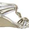 Kenneth Cole Reaction Kenneth Cole Reaction Womens Cedar Leader Tstrap Sandal in Gold (gold metallic) - Lyst