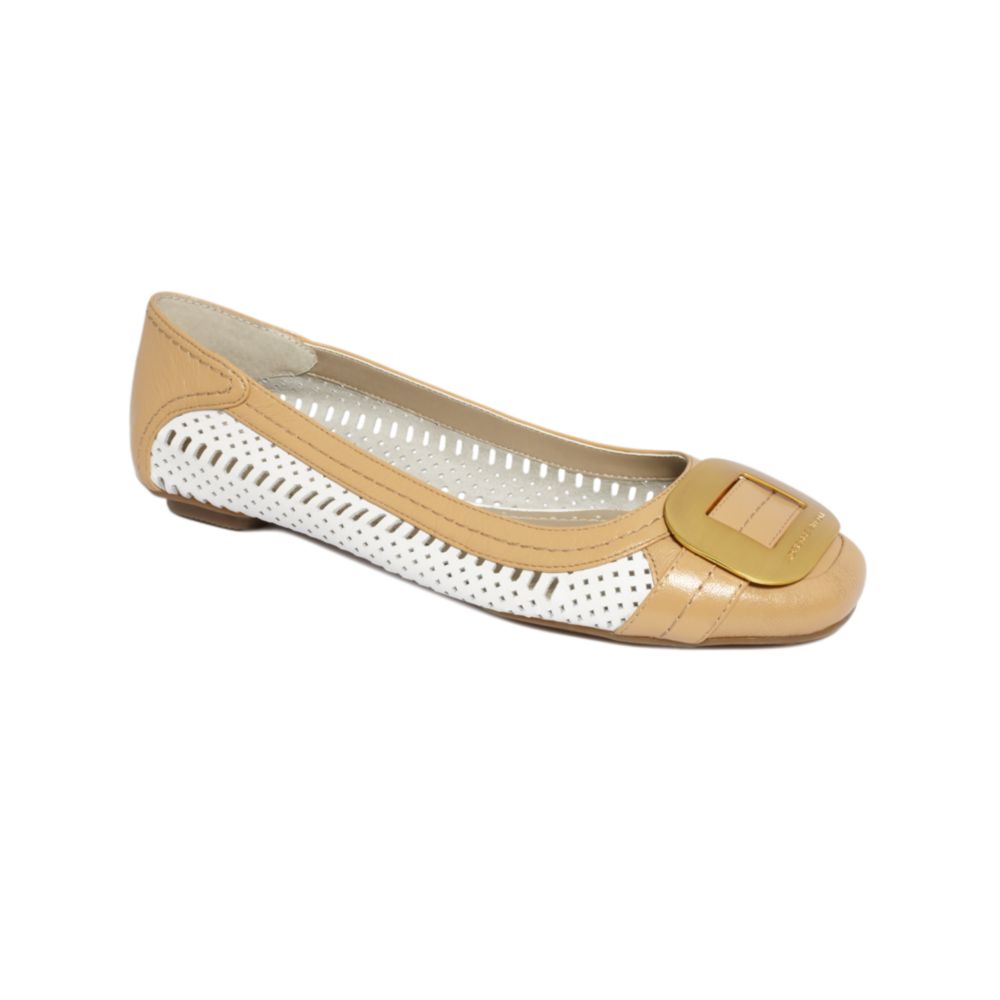 adrienne vittadini flats